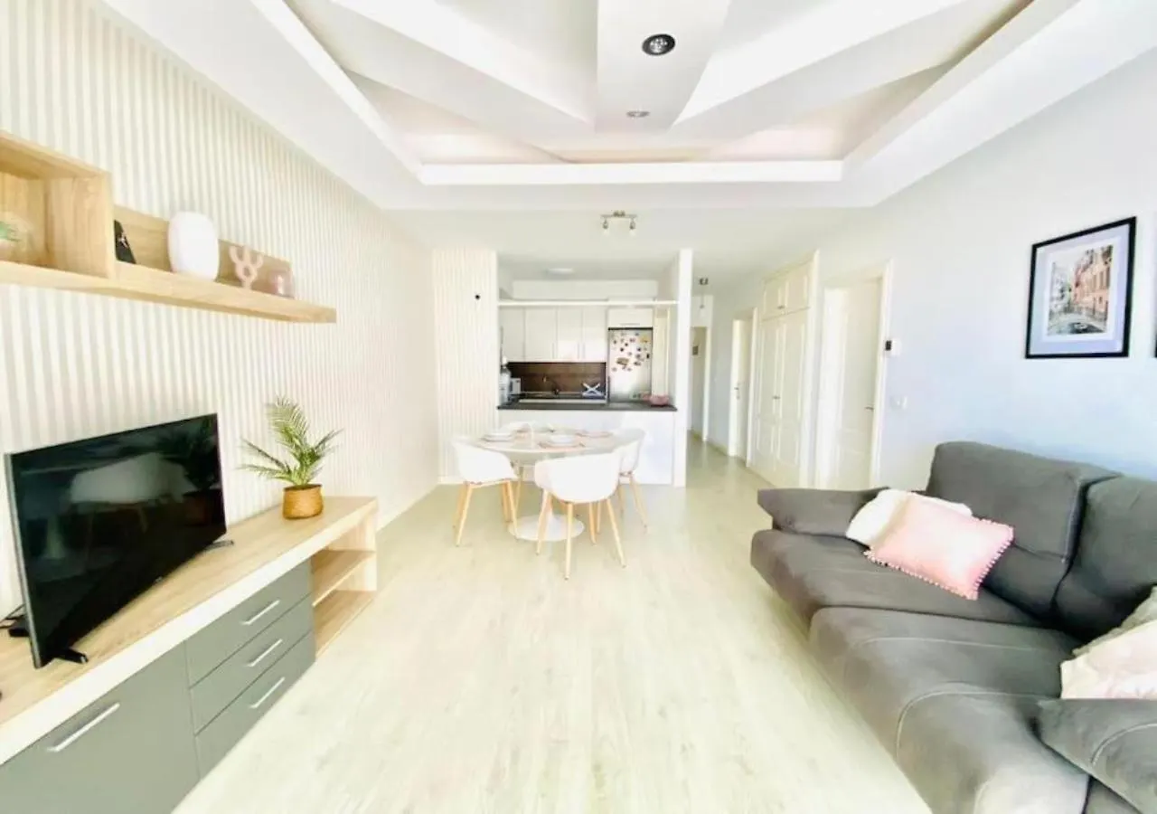 Enjoy Sunsets At Fully Equipped 2Br Oceanside View By Aqua Vista Tenerife Costa Adeje  Apartment Costa Adeje (Tenerife)